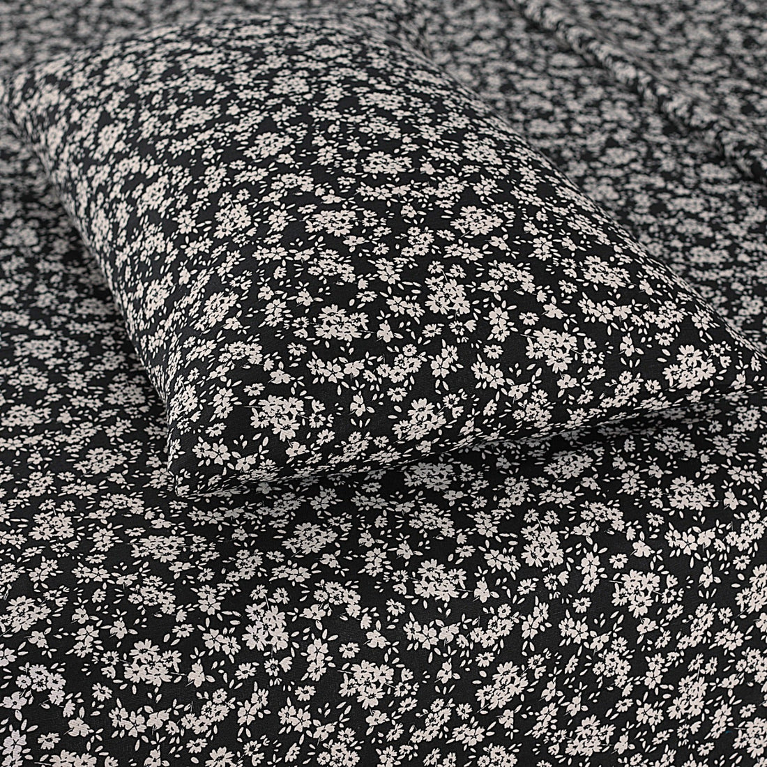 Black Chrome Floral-3pcs Cotton Punch
